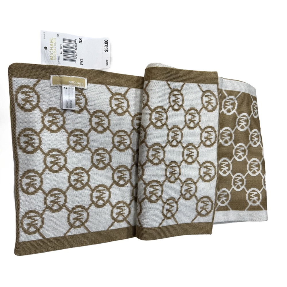 Michael Kors Reversible Logo Scarf Tan & White MK Monogram Knit NWT Winter Wrap